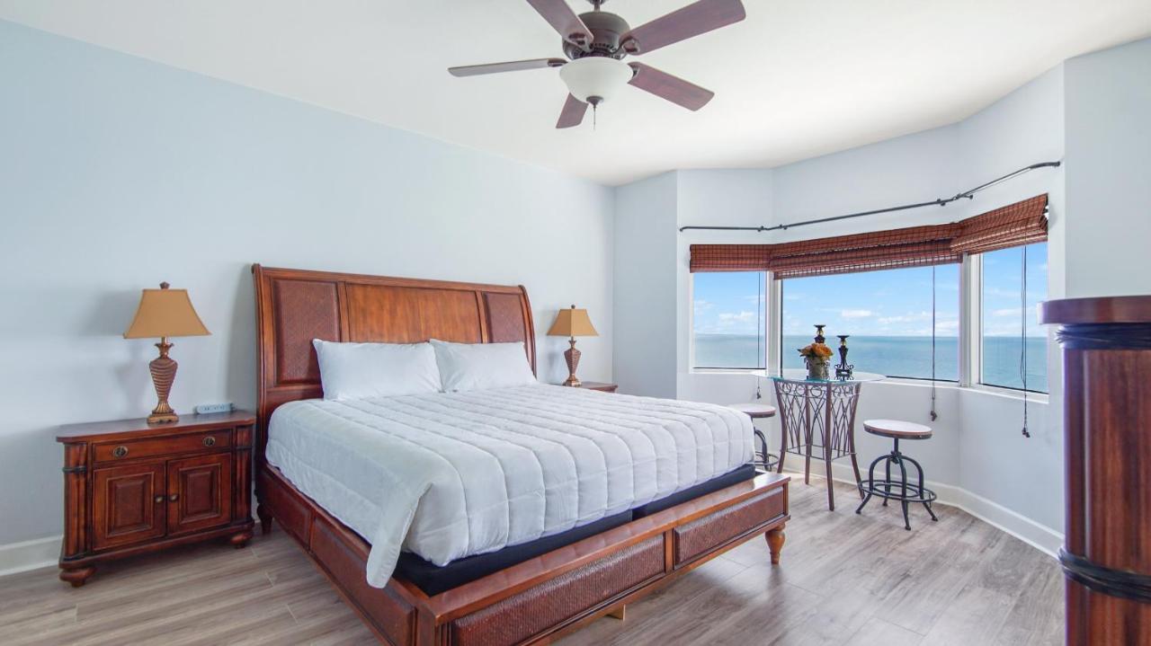 Beachfront Spacious Renovated Condo - Pools, Hot Hub, Spa - Walk To Pier Park In Pcb Panama Stadt Exterior foto